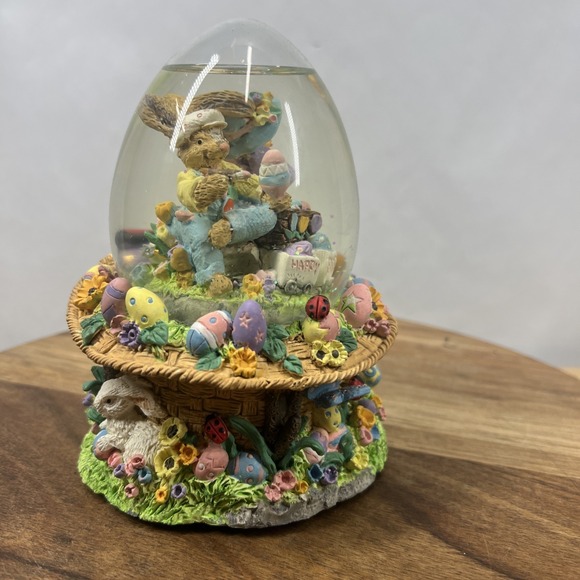 Easter Egg Spring Snow Globe Bunny Rabbit "Peter Cottontail" Music Box Video - Picture 3 of 7